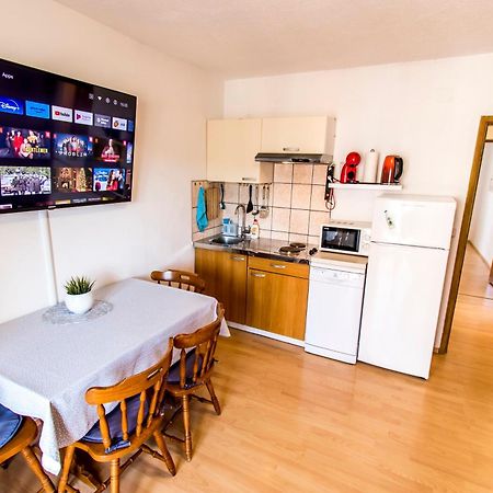 Apartments Curic Трогир Екстериор снимка