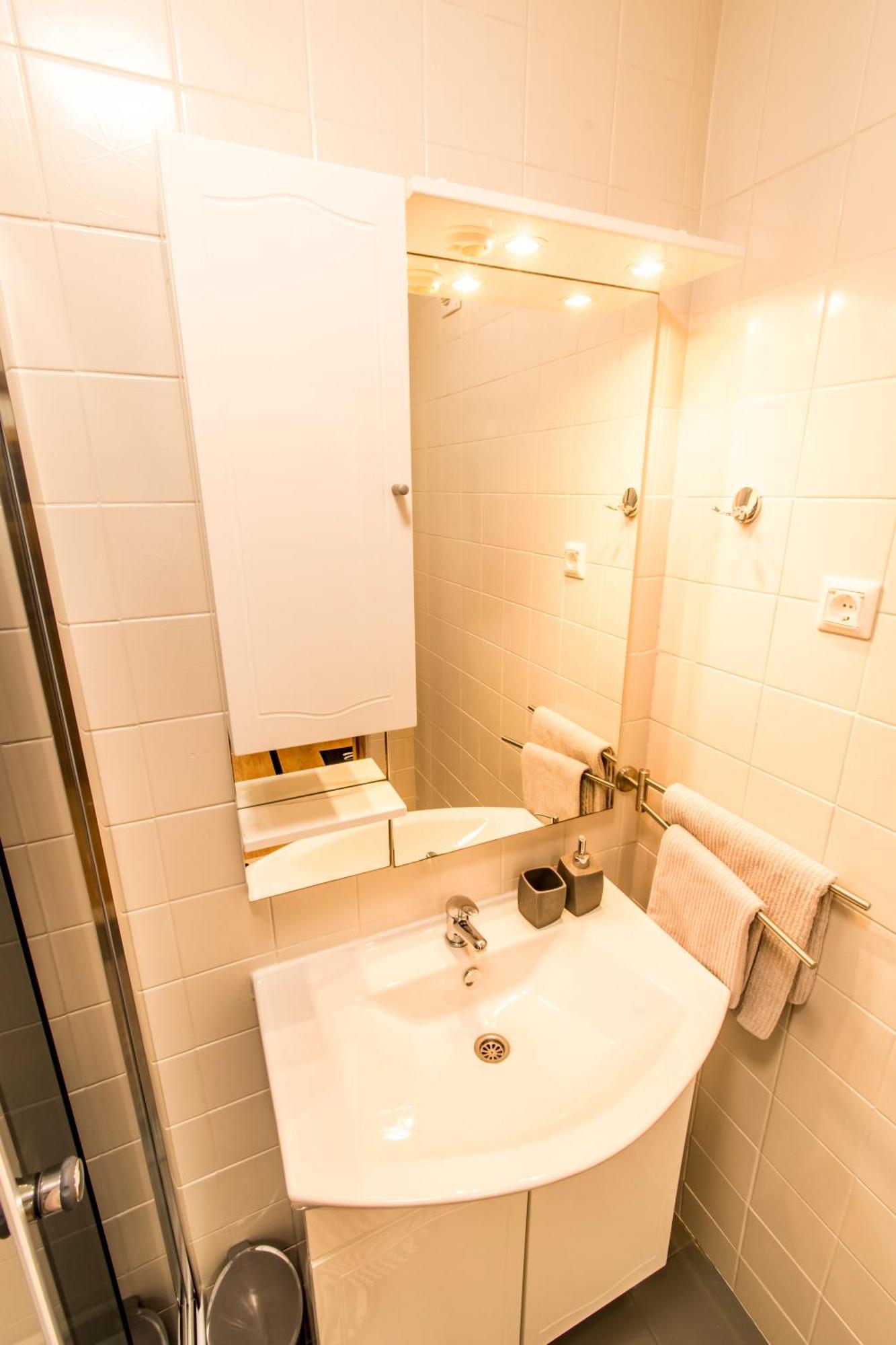 Apartments Curic Трогир Екстериор снимка
