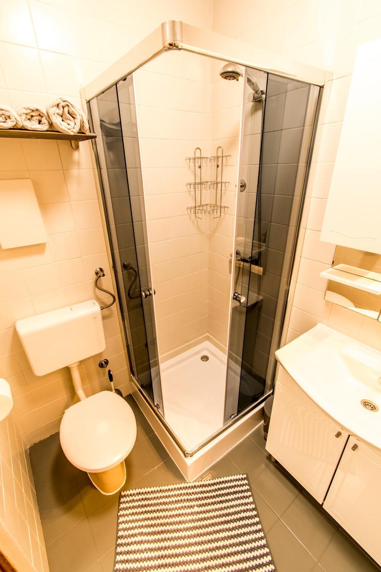 Apartments Curic Трогир Екстериор снимка